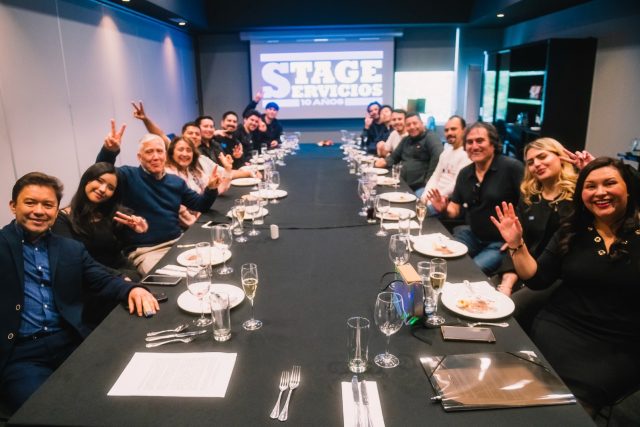 Celebración 10 Años Stage Servicios
Para nosotros es muy importante contar con este tremendo equipo de colaboradores. Ellos son el verdadero motor, los que están en terreno bajo cualquier condición y los que hacen que STAGE Servicios pueda vivir y seguir adelante día a día.
Muchas gracias a los que pudieron asistir hoy a celebrar, y también un agradecimiento gigante a los que no pudieron estar por diferentes motivos. Ninguna tecnología vale nada sin el corazón, el profesionalismo y el esfuerzo que cada uno de ustedes entrega en cada desafío!
Muchas Gracias a todos!
Mariela y Rodrigo
Stage Servicios
#novohotelsantiagoprovidencia #stageservivios #aniversario10años @novotelsantiagoprovidencia
